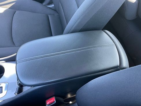 Used 2023 Chevrolet Malibu LT FWD image 46