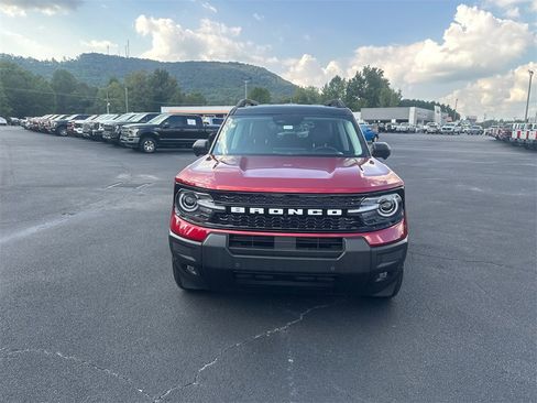 New 2025 Ford Bronco Sport Outer Banks w/ Outer Banks Tech Package+ image 2