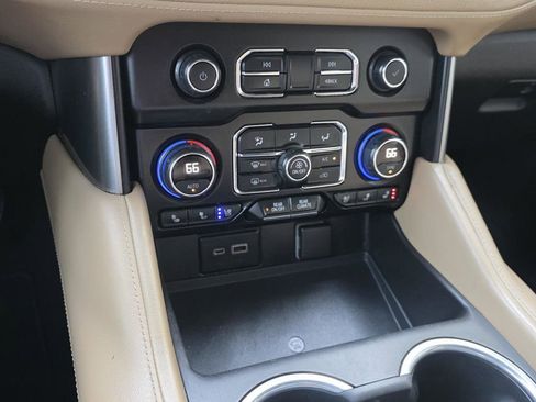 Used 2021 Chevrolet Tahoe Premier image 25