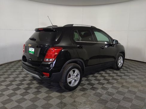 Used 2020 Chevrolet Trax LT w/ LT Convenience Package FWD image 10