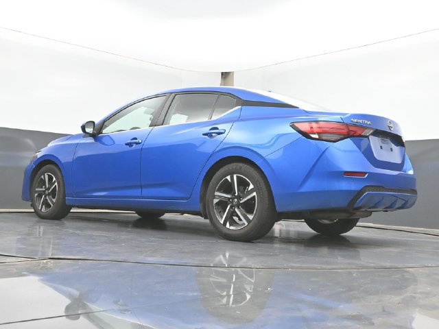 Used 2025 Nissan Sentra SV FWD image 36