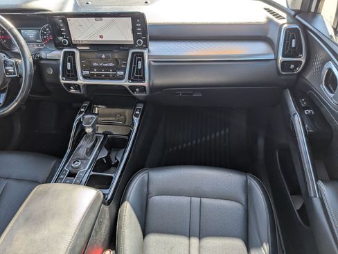 Certified 2021 Kia Sorento SX image 31