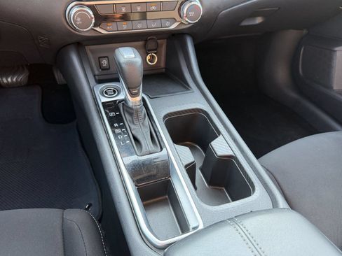 Used 2025 Nissan Sentra SV FWD image 21