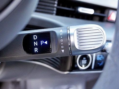 Certified 2024 Hyundai Ioniq 5 SEL RWD image 30