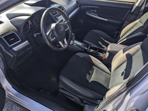 Used 2017 Subaru Crosstrek 2.0i Premium image 9