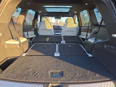 New 2026 Cadillac Vistiq Luxury image 37