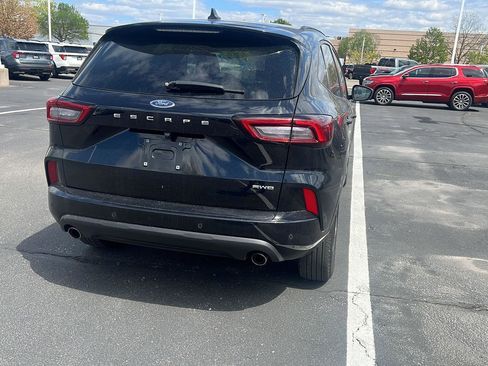 Used 2024 Ford Escape ST-Line w/ Tech Pack #1 AWD/4WD image 7