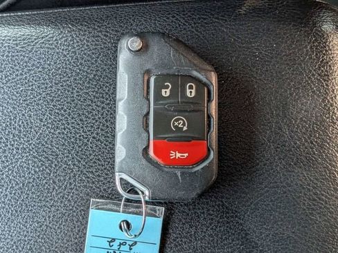 Used 2020 Jeep Gladiator Sport w/ Quick Order Package 24S AWD/4WD image 29