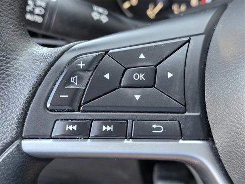 Used 2024 Nissan Altima 2.5 SV image 23