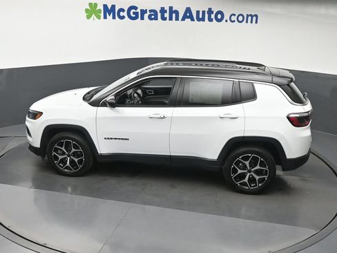 Used 2025 Jeep Compass Limited AWD/4WD image 24