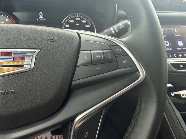 Certified 2024 Cadillac XT5 Luxury w/ LPO, Floor Liner Package AWD/4WD image 38