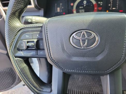 Used 2024 Toyota Tacoma SR image 21