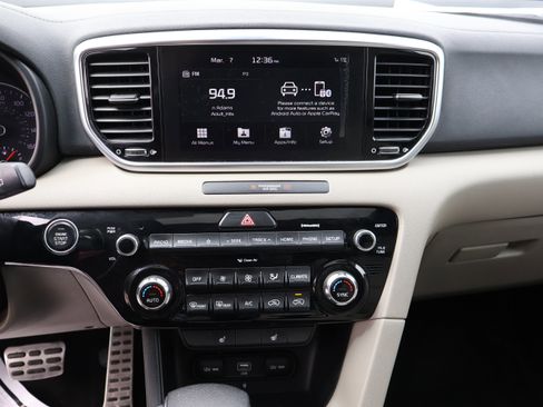 Used 2020 Kia Sportage S w/ S Premium Package image 25