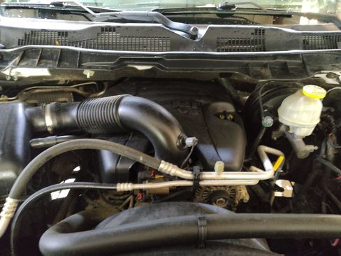 Used 2017 RAM 1500 Tradesman RWD image 30