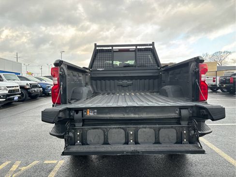 Used 2022 Chevrolet Silverado 2500 Custom w/ Custom Value Package image 29