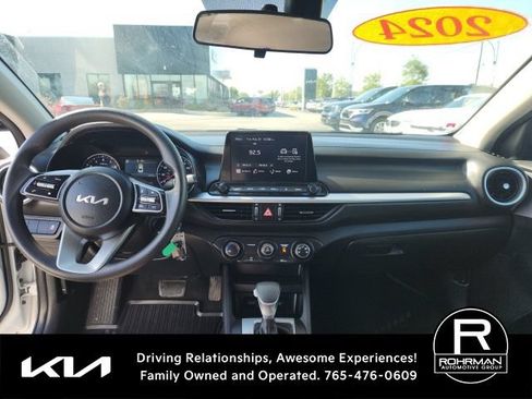 Used 2024 Kia Forte LXS FWD image 10