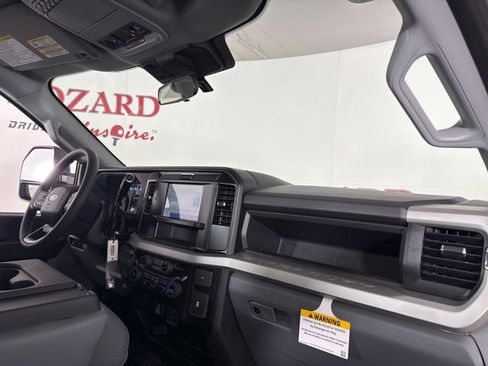 New 2026 Ford F250 XL w/ XL Chrome Package image 20