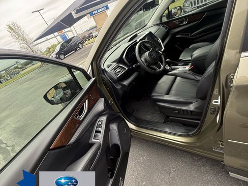 Used 2025 Subaru Ascent Touring AWD/4WD image 20