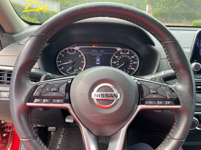 Used 2020 Nissan Altima 2.5 SR w/ Premium Package FWD image 24