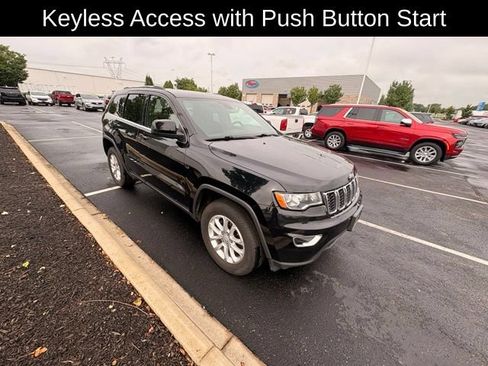 Used 2021 Jeep Grand Cherokee Laredo AWD/4WD image 3
