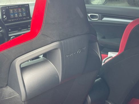 Used 2025 Honda Civic Type R image 24