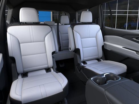 New 2026 Chevrolet Traverse High Country FWD image 17