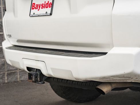 Used 2022 Toyota 4Runner SR5 Premium image 10