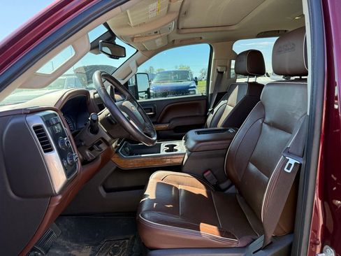 Used 2016 Chevrolet Silverado 2500 High Country w/ High Country Premium Package image 5