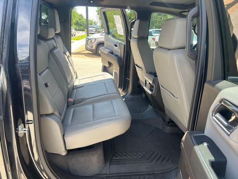 Used 2023 Chevrolet Silverado 1500 LTZ w/ LTZ Premium Package AWD/4WD image 39