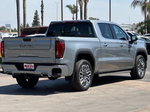 Certified 2026 GMC Sierra 1500 Denali Ultimate AWD/4WD image 4