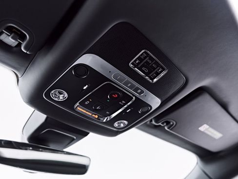 Used 2022 Bentley Flying Spur V8 AWD/4WD image 90