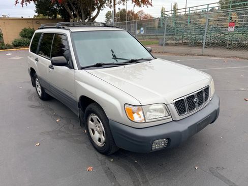 Used 2001 Subaru Forester L image 7