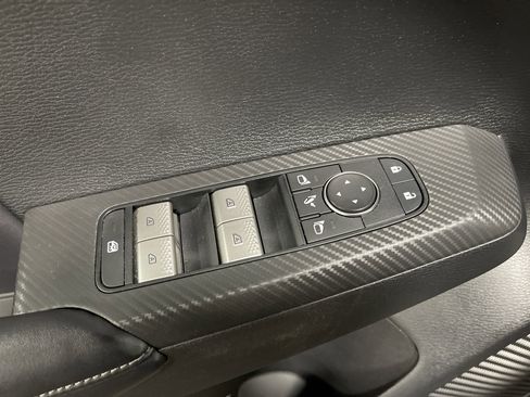 Used 2023 Mitsubishi Outlander SE image 8