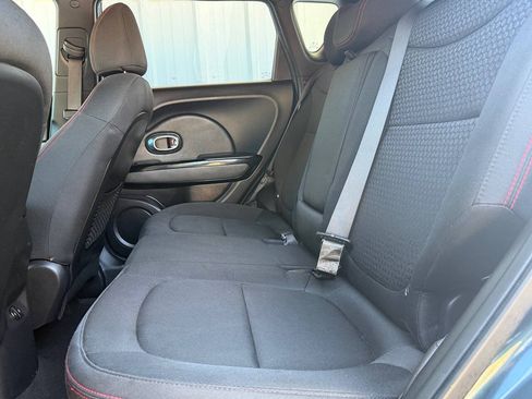 Used 2018 Kia Soul + FWD image 21