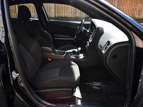 Used 2022 Dodge Charger GT image 31