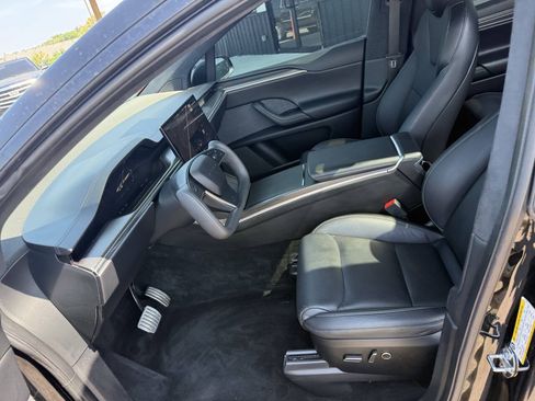 Used 2022 Tesla Model X Plaid AWD/4WD image 19