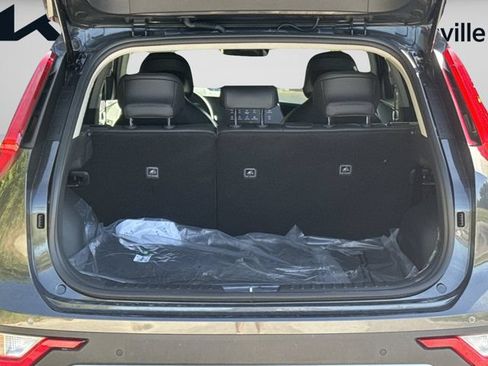 New 2026 Kia Niro EX FWD image 2