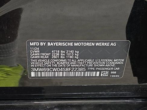 Used 2025 BMW 330i Sedan w/ M Sport Package image 33