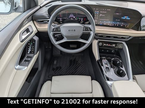 Certified 2025 Audi Q5 Premium Plus image 19