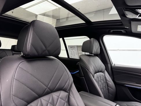 Used 2024 BMW X5 xDrive40i image 20