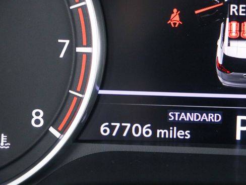 Used 2024 Nissan Rogue SV FWD image 16