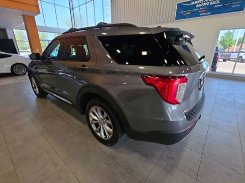Used 2023 Ford Explorer XLT w/ Equipment Group 202A AWD/4WD image 10