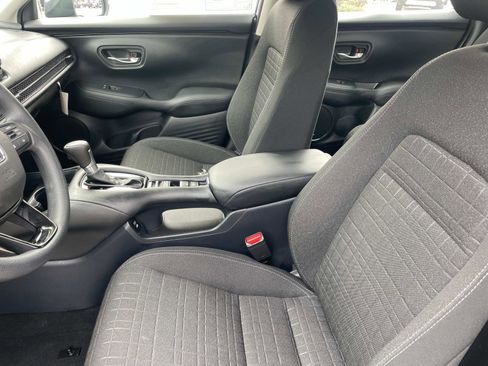 Certified 2025 Honda HR-V LX image 13