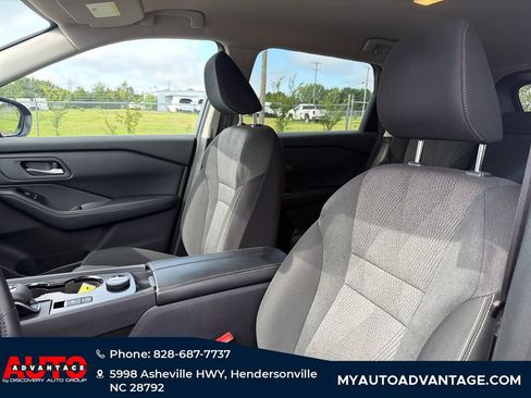 Used 2025 Nissan Rogue SV AWD/4WD image 12