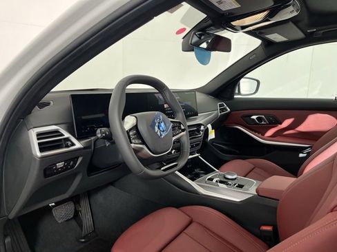 New 2026 BMW 330i xDrive Sedan w/ Premium Package image 9