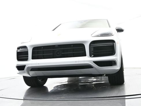Certified 2023 Porsche Cayenne Turbo S image 55
