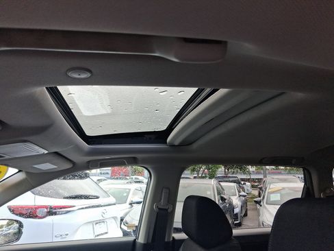 Used 2024 Honda CR-V EX image 11