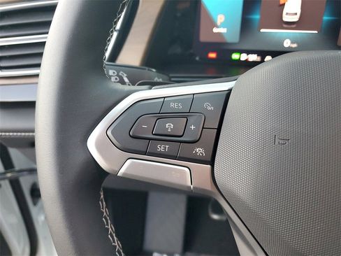 New 2026 Volkswagen Atlas SE image 29