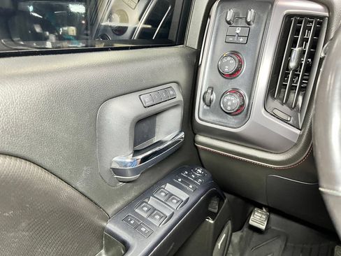 Used 2016 GMC Sierra 2500 SLT w/ All-Terrain HD Package AWD/4WD image 26
