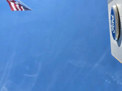 Used 2024 Dodge Durango GT image 32